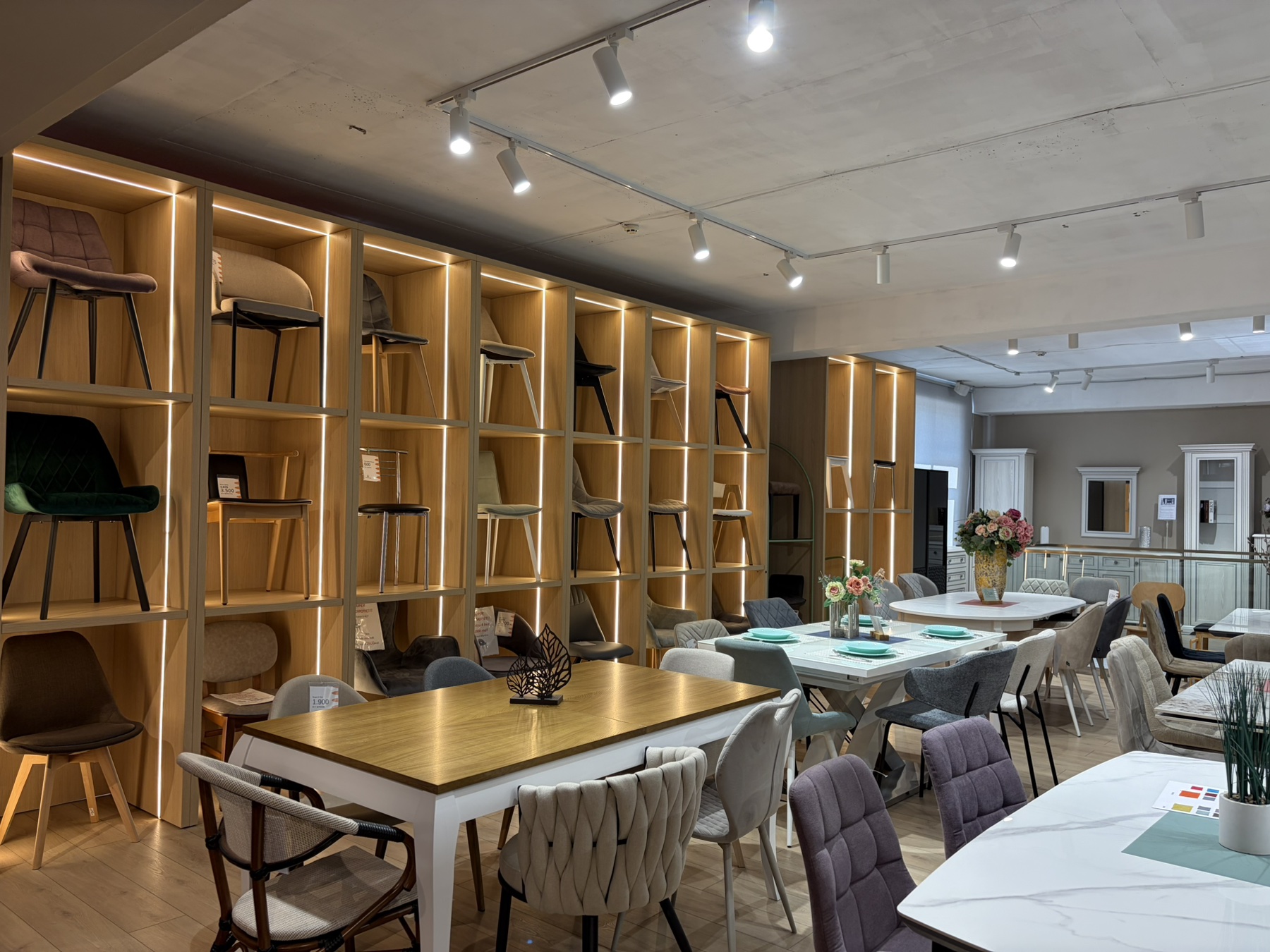 Showroom mobilier